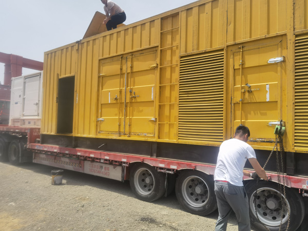 宁海除了负载情况和发动机维护，还有哪些因素会影响 200kw 柴油发电机的油耗？