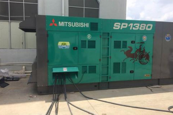 宁海为什么有些柴油发电机组的输出电压可以调节？