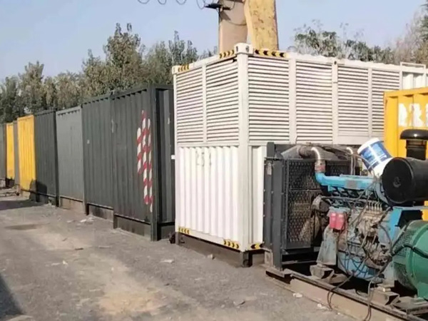 宁海200KW柴油发电机机组每小时油耗是多少？